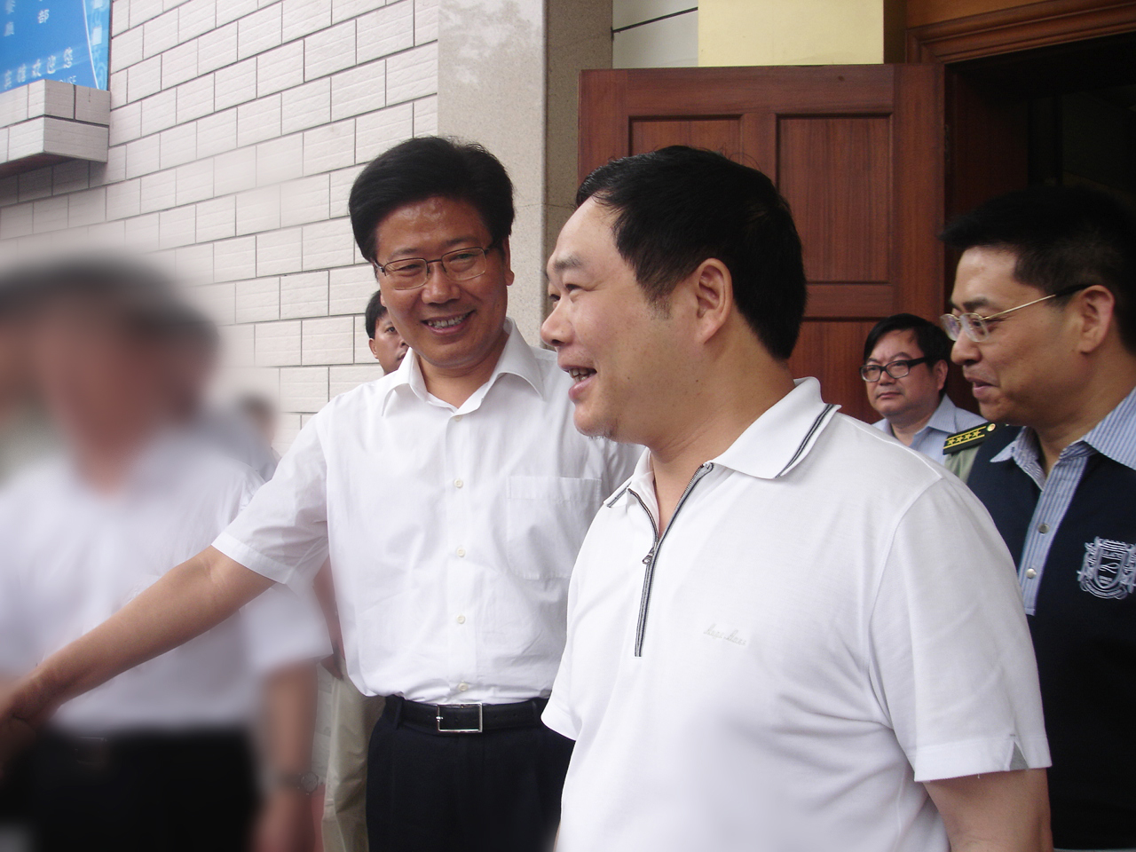 2009年6月，中央政治局委员，时任湖南省书记张春贤接见董事长李建炜.jpg